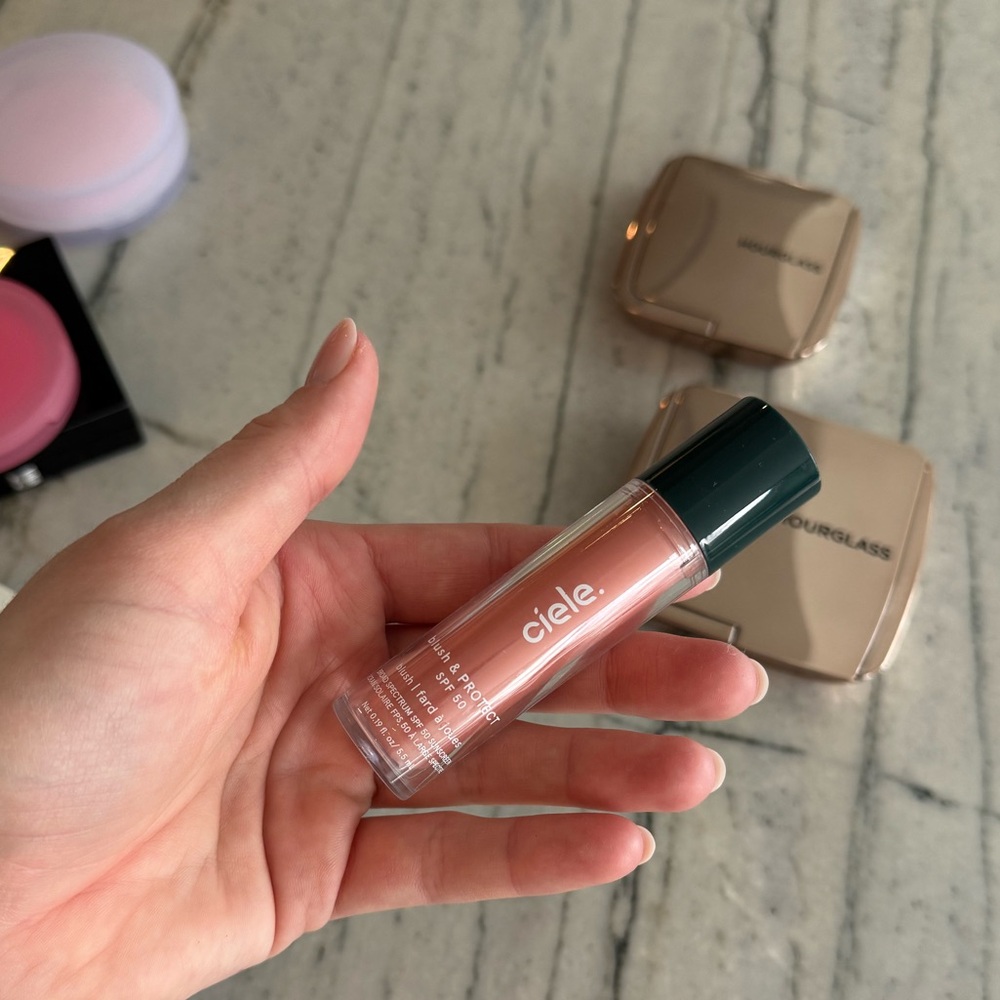 Makeup Bundle (8) - Picture 7 of 13